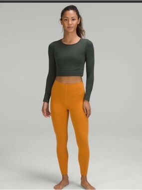 Lululemon Ebb to Street Long Sleeve Shirt in
Smoked Spruce- Size 4